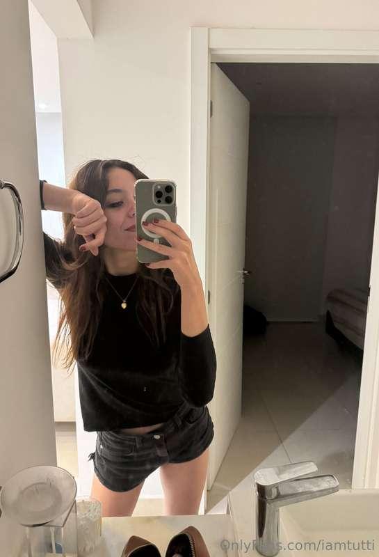 If you came here distracted and ended up on this photo 😁, an..