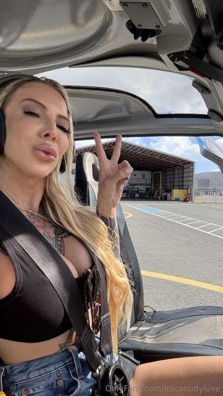 Wanna take me for a ride 😉🚁