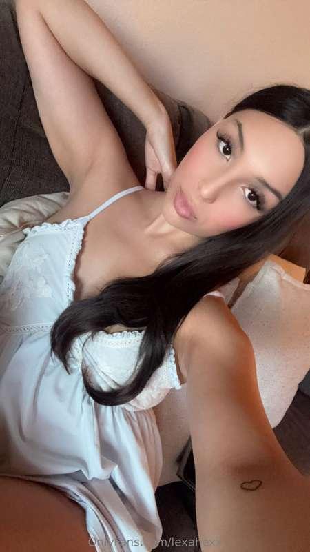 Feeling a bit lonely rn 🫣 join me? 