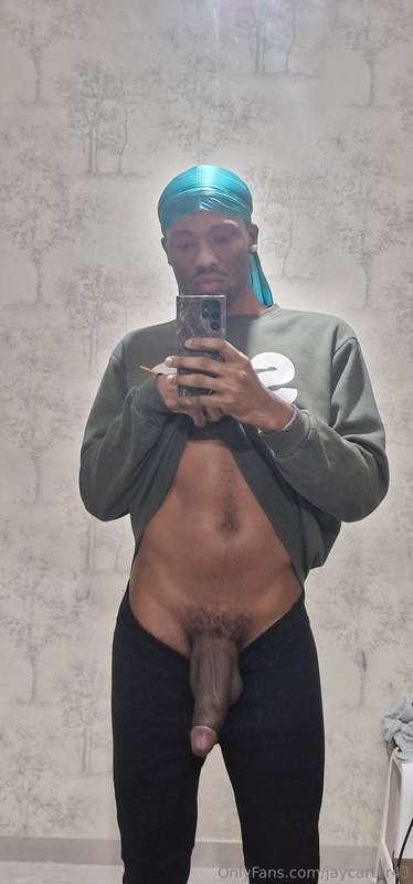 Hace Frio Chupenme la verga Pues!!