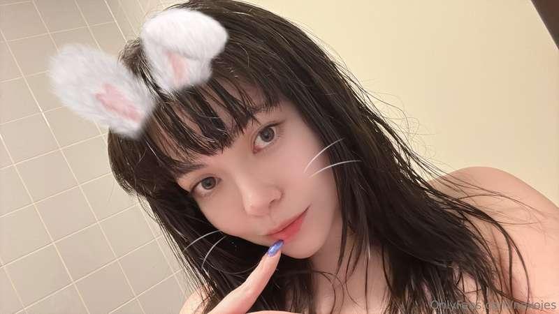 Sorry for looking a bit tired but a hot shower with you righ..