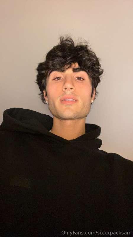 look up at me tho