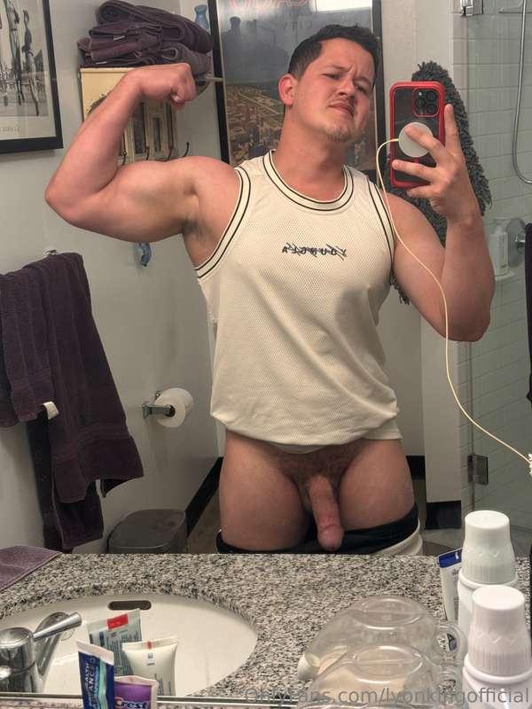 Who wants to go to the gym with daddy?