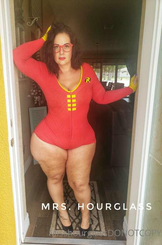 And Robin lol 
Do you like character dress up? Who should I ..