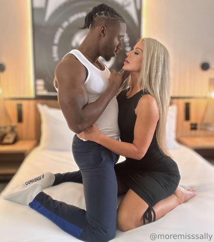Hot encounters with @jstrong0113 coming soon 😈