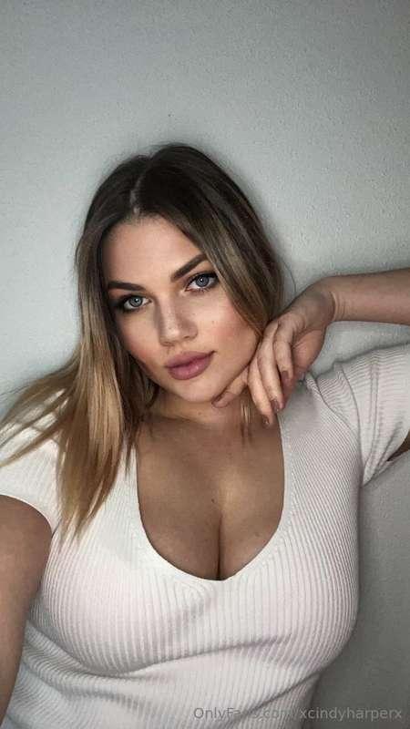 Got a secret… come see 😇