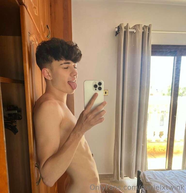 danielxtwink image #0