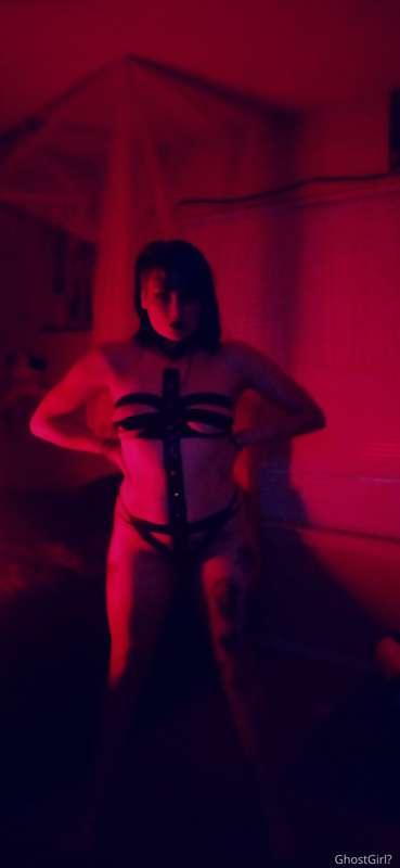 Tell me you hate me. 
Dont call me baby. 
💔