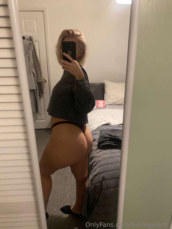 Giving you something new to think about😘