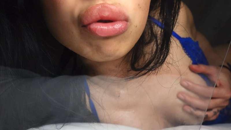 Glass kissing and licking in my lingery 