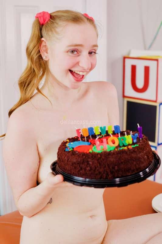 And my forever horny birthday cake  😂 🎂
