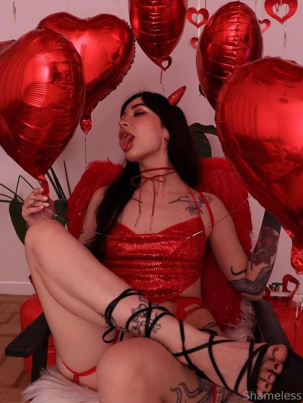 V-Day is over, but 'Spoil Me' weekend is still on! DM me and..