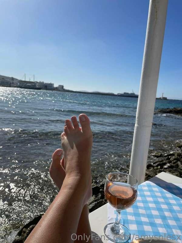 Finally 🍹😎🦶🏼
