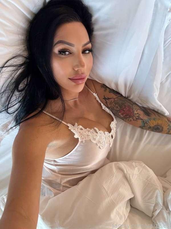 Slip into bed with me ?🛌😜

#wet #horny #tits #nudes #sexting #sex #porn #fyp #booty #boobs #pussy #model #ass #doggy #facial #cum #squirt #dildo #girlgirl #wet #nipples #massivetits