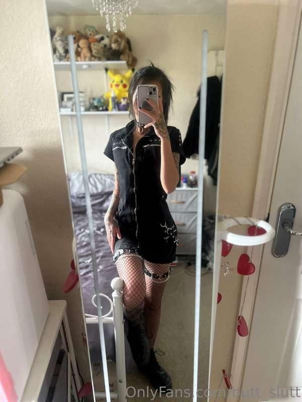 Back to my emo days 🖤
