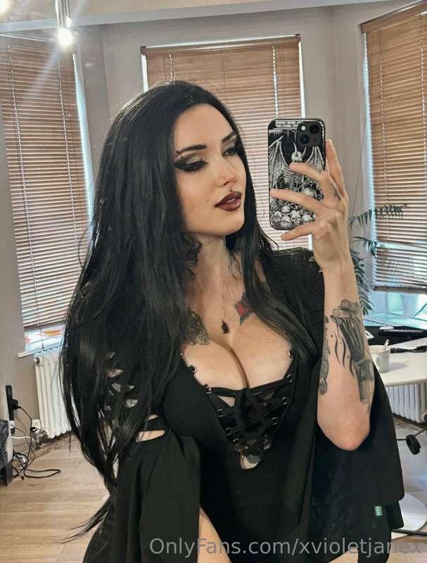 Should I dye my hair to brunette? 💁‍♀️
