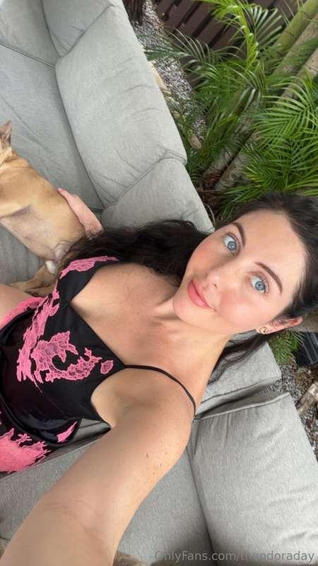 Current mood: Ready to be the reason you smile (or cum) toda..