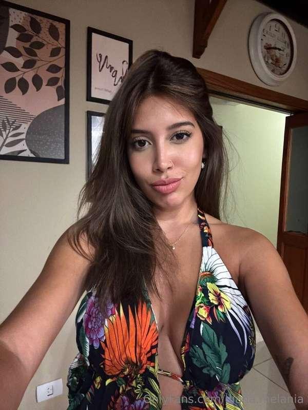 How’s my outfit for tonight?