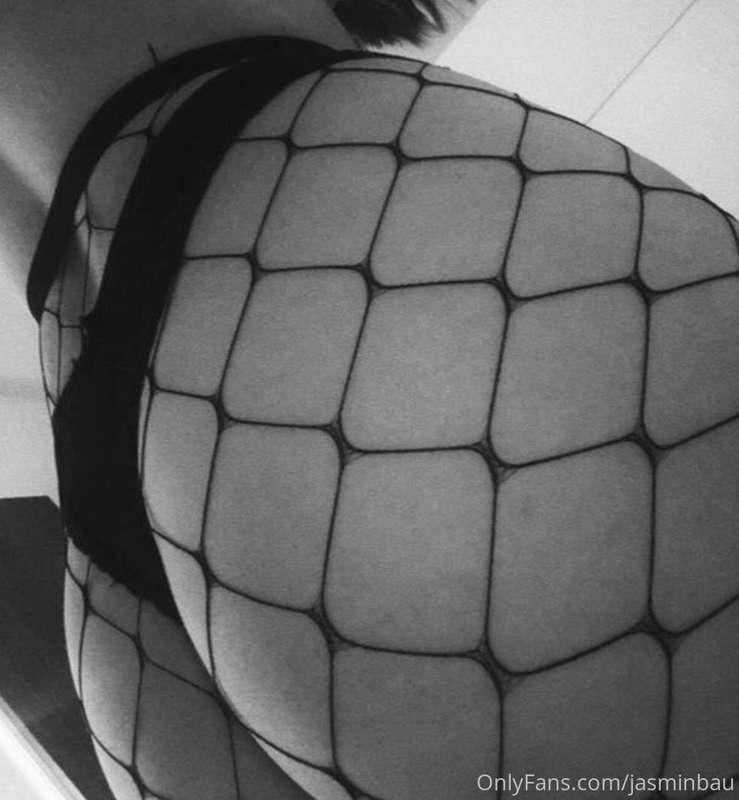 I just decided to remind everyone of my gorgeous ass, which ..