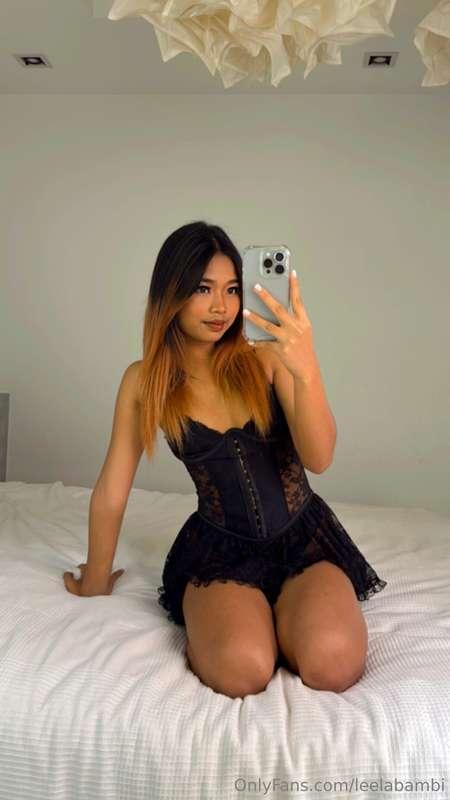 dm me if you feel lonely in your bed...