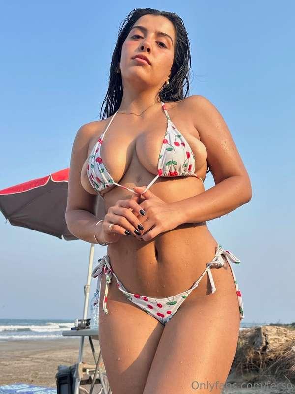 Feeling the heat 🏖️