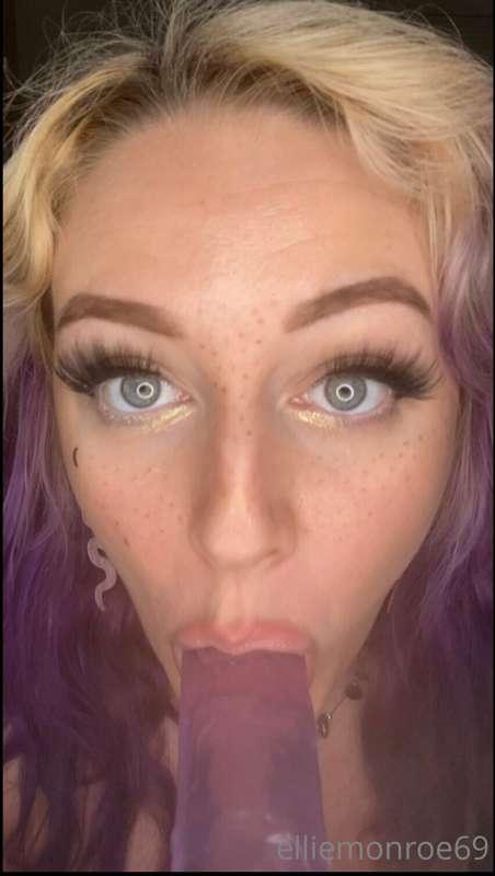 ellie_monroe69 image #1