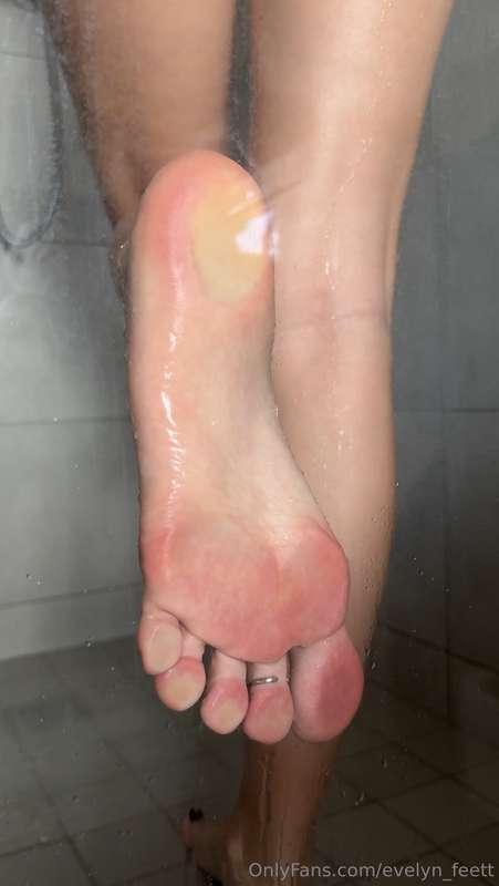 Screenshot of my new shower video 