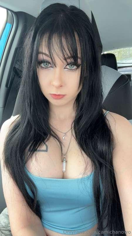 DM meeeeee