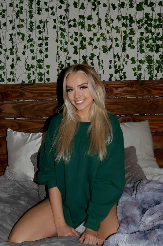 am i someone you’d want to go on a date with?😏