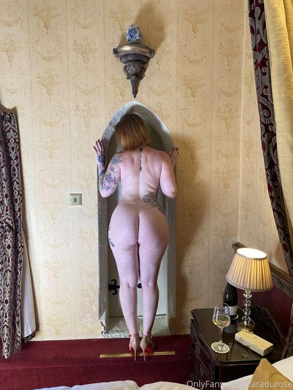 My ass was made for being worshipped.