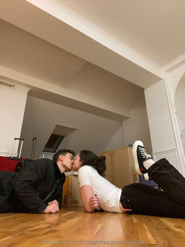 we’re busy moving house this week! 😍 so bear with us when we..