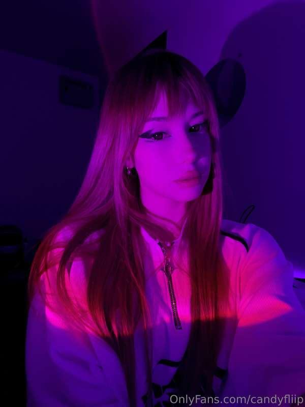 Purple light and a bit of mystery - let your imagination fin..