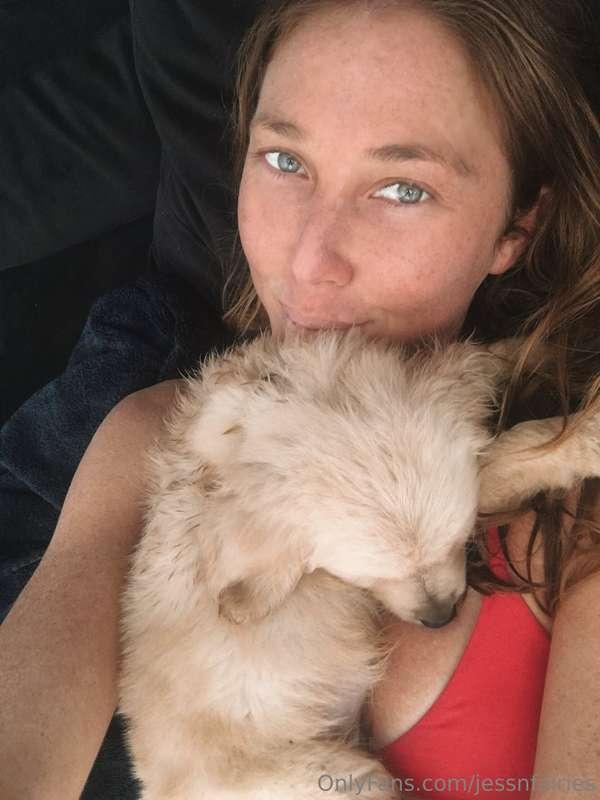 Post surf snuggles with baby Cupid 💘 Wish it was you?