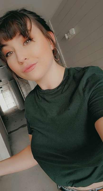 I hope everyone has an amazing day. 😊 I'm always here to mak..