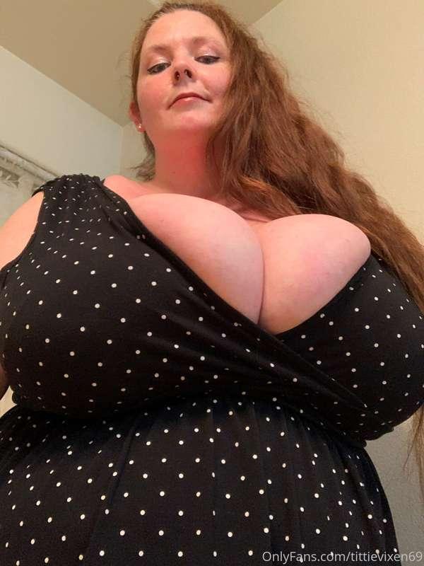 mmmm aren't these giant 52K titties looking yummy ???