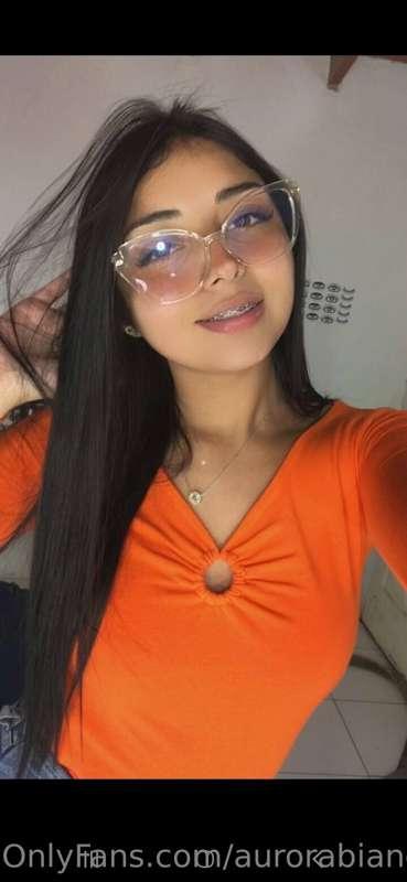 🎊FREE ACCOUNT🎊
@morenitacalientee 
I like mature men, I have..