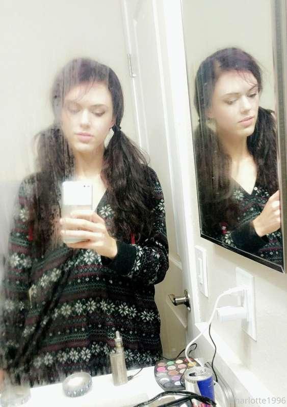 Well, 'tis now officially the season I guess 🤷 Who's feeling..