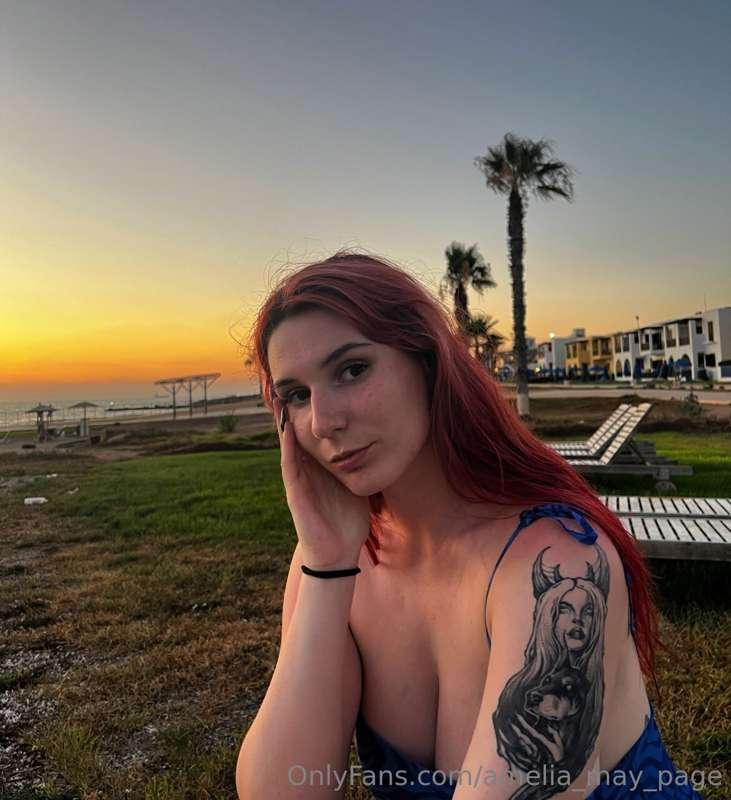 Sunset my good mood is the perfect combination! ☀️✨