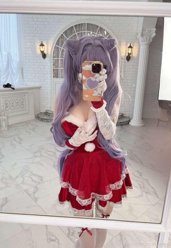 New new year Cosplay 👉🏻👈🏻💜