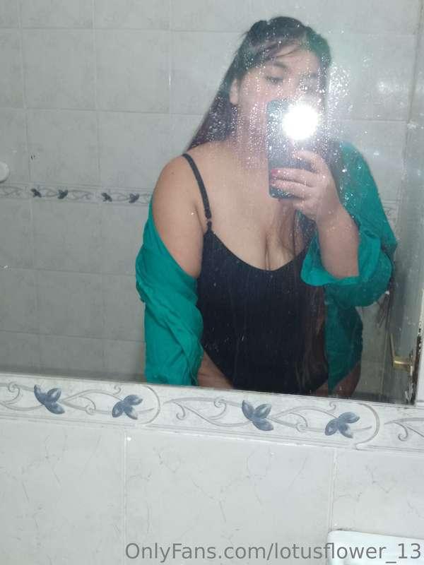 happy friday loves Bored wanting to have fun