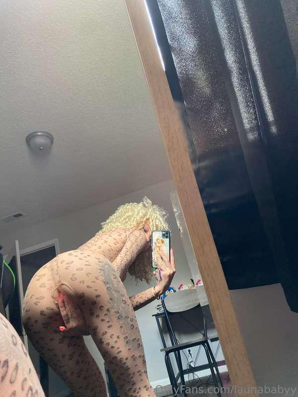 unlock and i’ll remove my hand🍑🍆