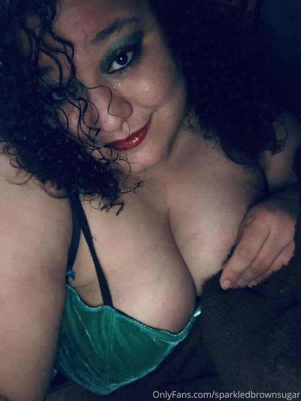 Yessssss we are gonna put some selfie’s on here too 🙃🤳🏽