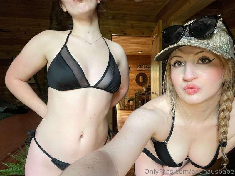 Travel with my bestie calls for titty pics!