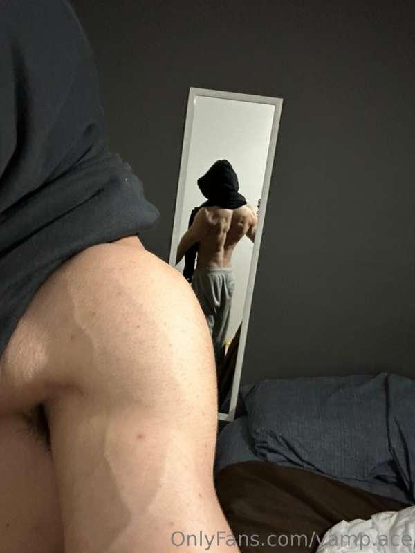 Dm for solo vids I’m only going to post on here with woman