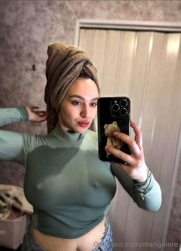💖 𝑯𝑬𝑹 𝑪𝑨𝑴𝑬𝑹𝑨 𝑰𝑺 𝑶𝑵, 𝑨𝑹𝑬 𝒀𝑶𝑼 𝑹𝑬𝑨𝑫𝒀? 💖@bella_sins is a BBW QUE..