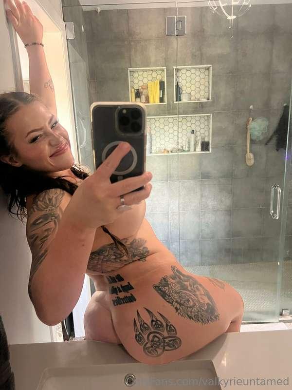 this is the ass of a girl who’s up to no fucking good