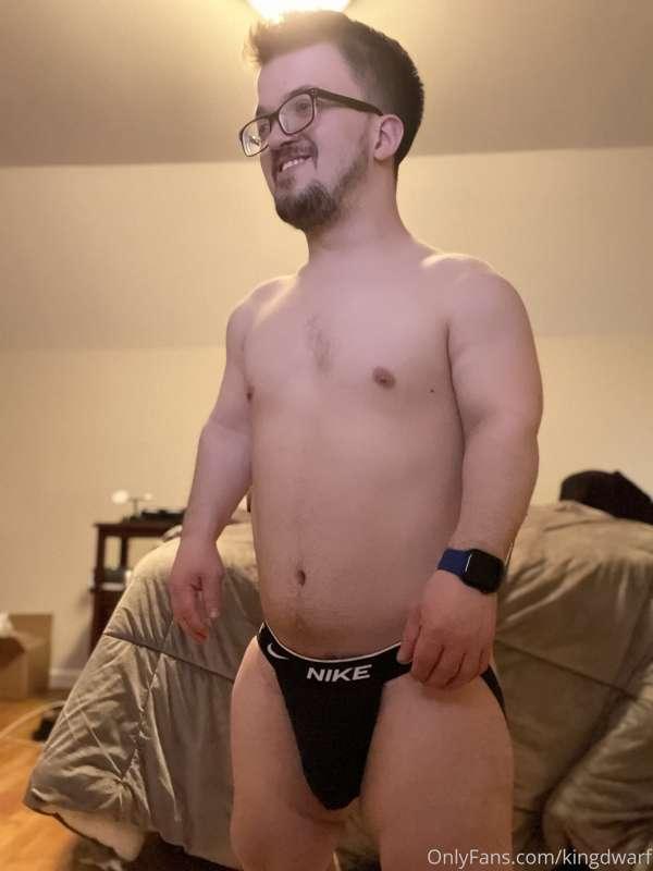 I’m loving the bigger pouch on these Nike Jockstraps... God ..