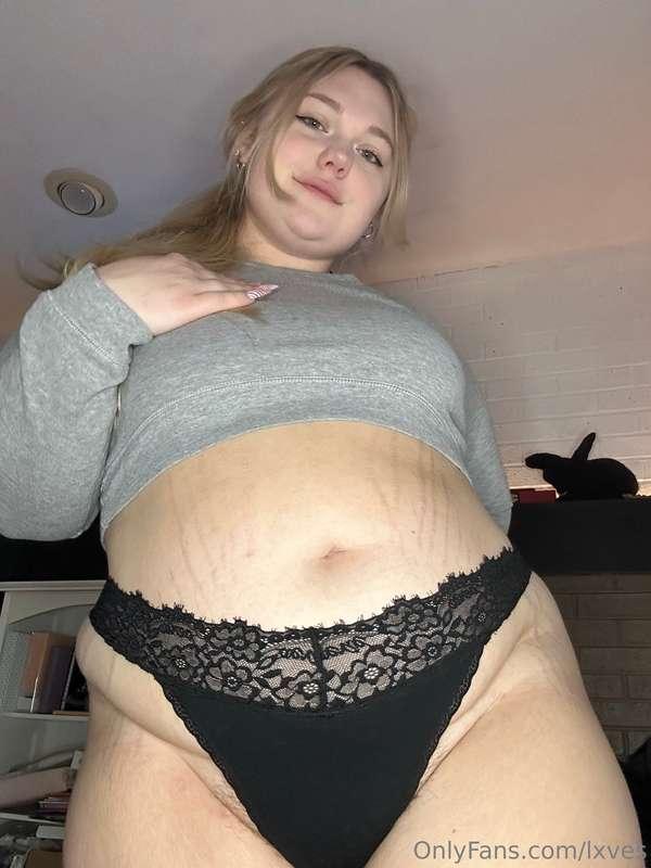 smack sit, eat, fuck it, massage it, i want it all🤤