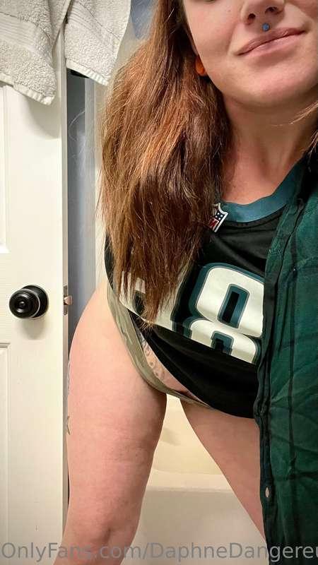 🦅 💚