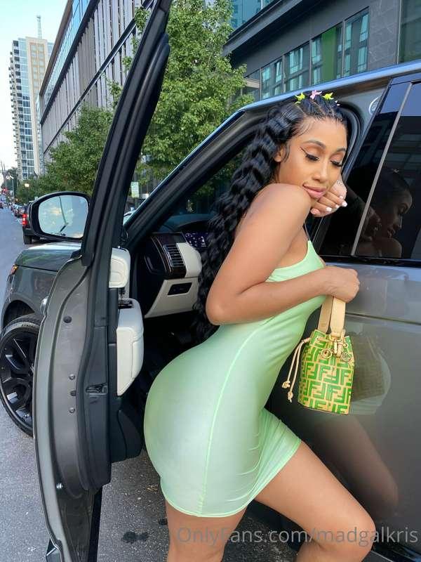 which ride you picking me up in?